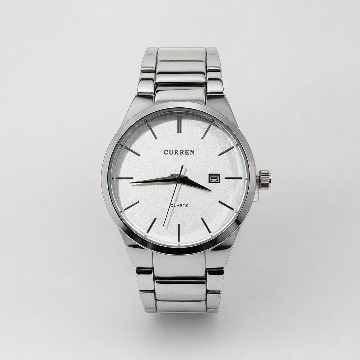 Reloj Curren para caballero 8106-4 Metal plateado con esfera blanca